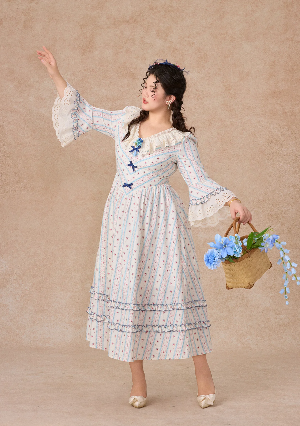 Curve & Plus Morning Versailles Dress - Image 9