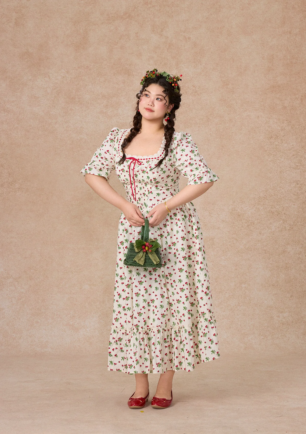 Curve & Plus Wild Strawberry Paradise  Dress - Image 9