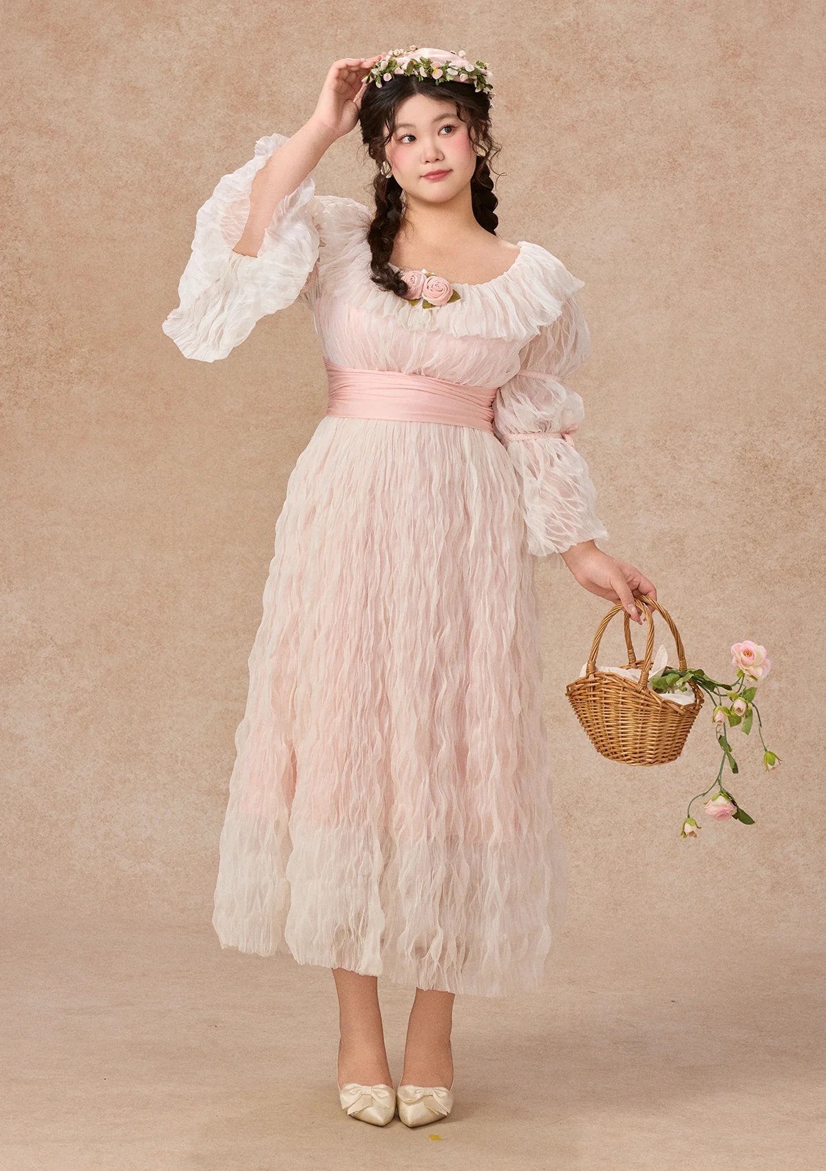 Curve&Plus Queen's Petticoat Dress - Image 6