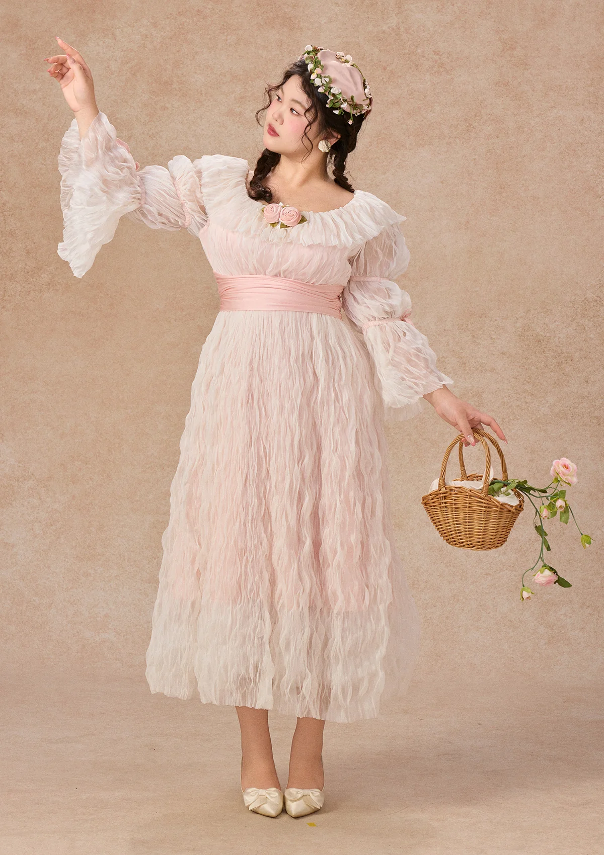 Curve&Plus Queen's Petticoat Dress - Image 9