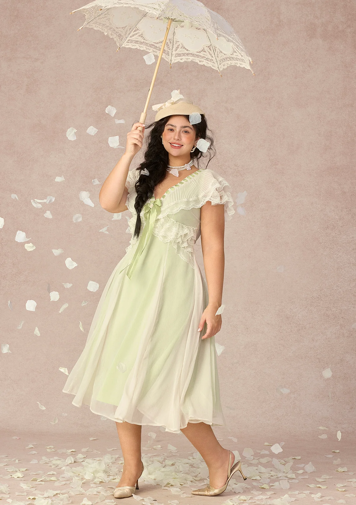 Curve&Plus Spring Outing Dress - Image 4