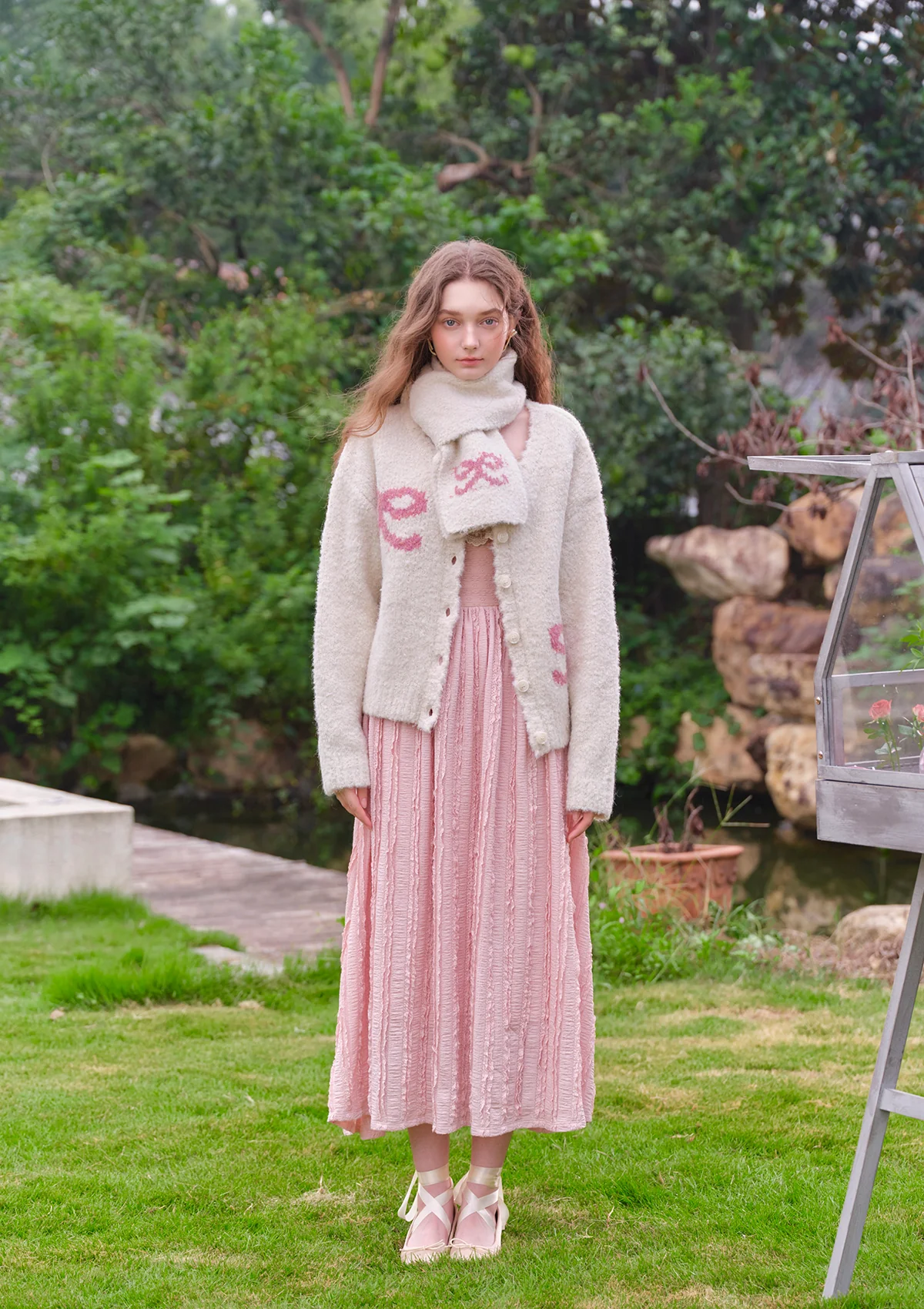 Strawberry Young Sister Knit Cardigan - Image 4